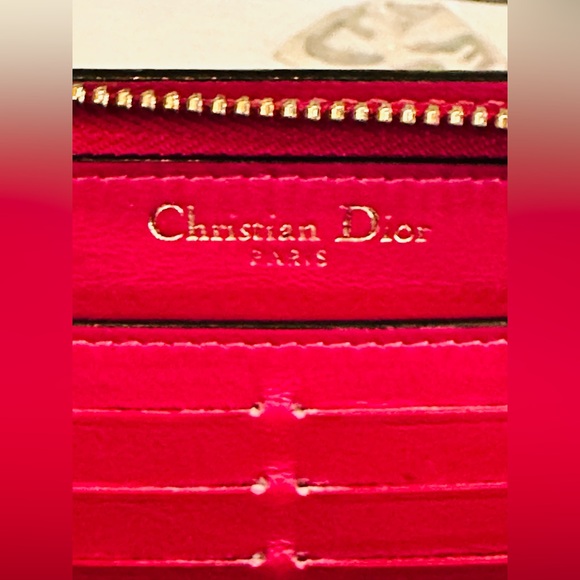 💎CHRISTIAN DIOR CAVIAR Bicolor Zippy Long Wallet w/ Dior Charm & COA - Picture 14 of 17